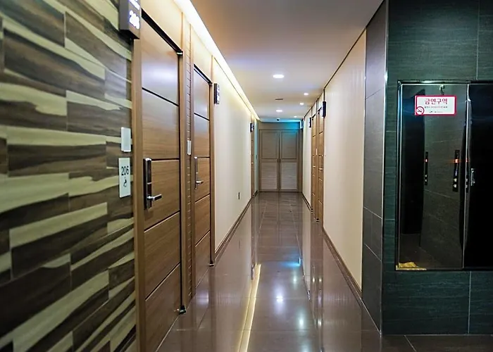 Hotel Harmony