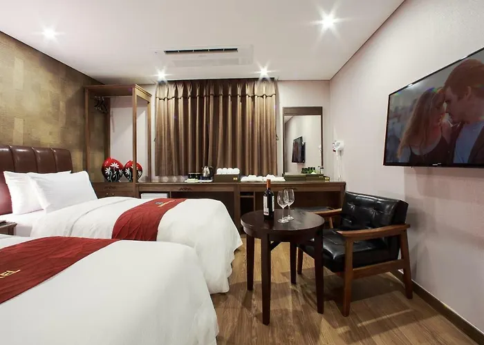 Harmony Hotel 2*